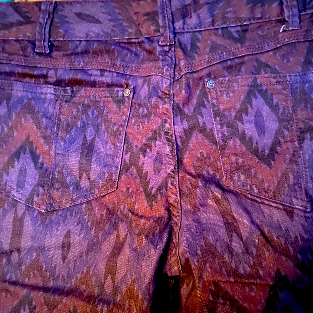 Jeans - Picture 2 of 4